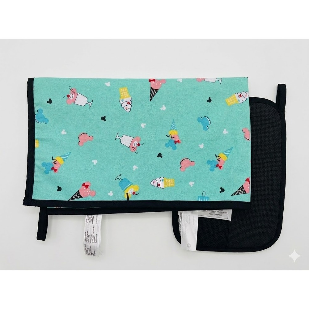 Disney Eats Mickey Mouse Ice Cream Cone Pot Holder & Kitchen Towel Set – New - Picture 2 of 3